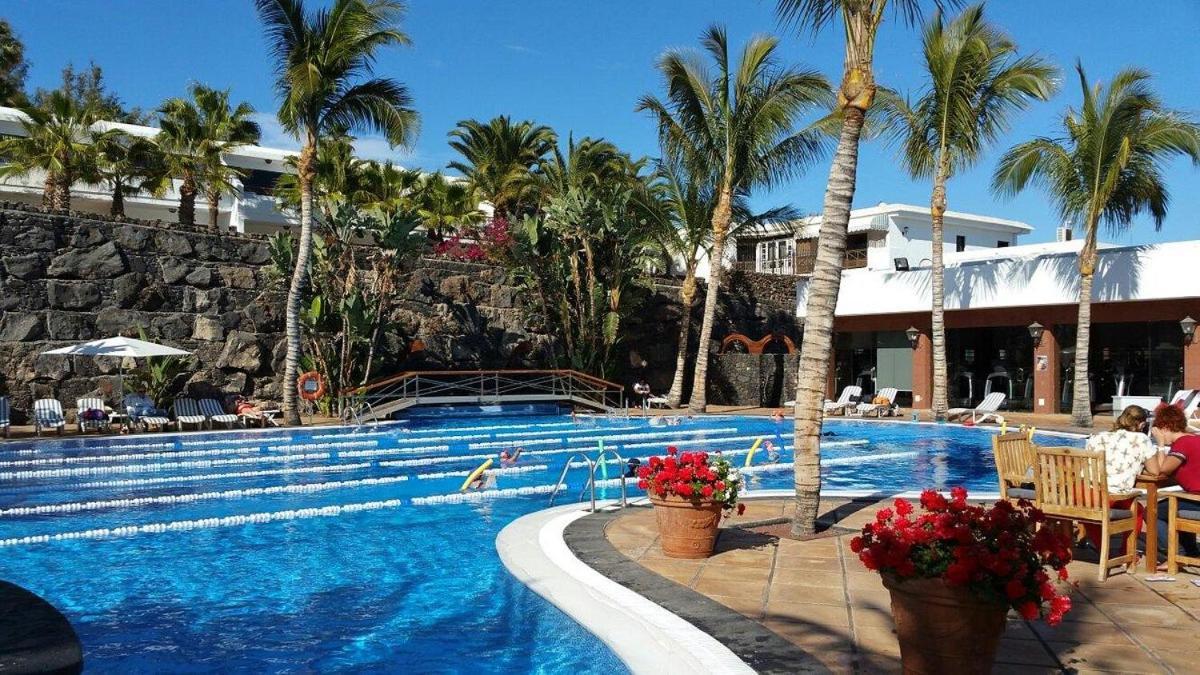Apartamento Playa Encantador ปูแอร์โตเดลคาร์เมน ภายนอก รูปภาพ